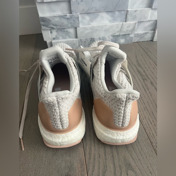 Adidas ultraboost women’s shoes, new - Picture 6 of 6